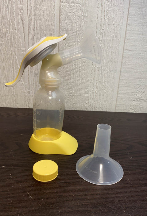Shop Medela Harmony Manual Breast Pump at GoodBuy Gear