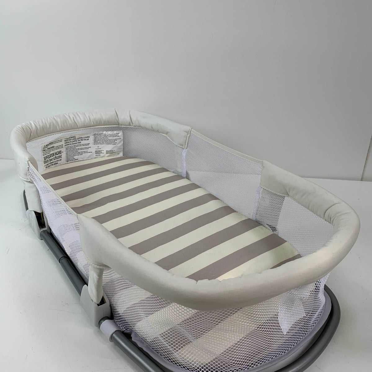 summer infant's swaddleme by your bed sleeper model 91394 Summer Infant SwaddleMe By Your Bed Sleeper