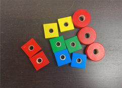 used Melissa & Doug Construction Set in a Box