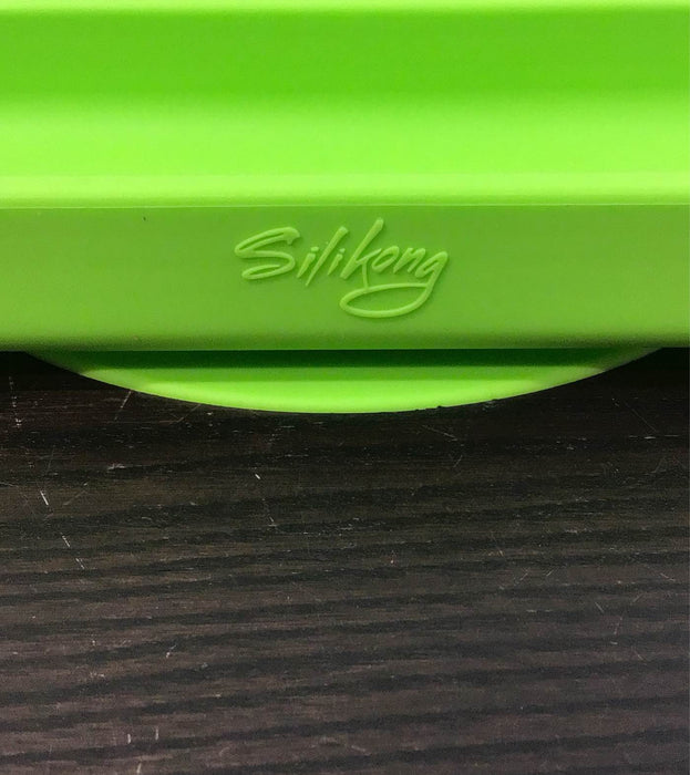 Shop Silikong Suction Plate, Green at GoodBuy Gear