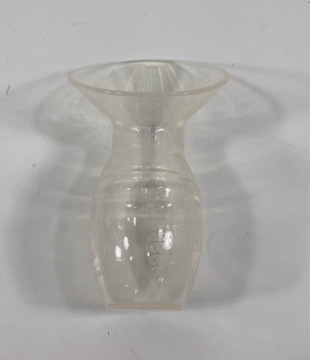 Shop Haakaa Manual Breast Pump at GoodBuy Gear