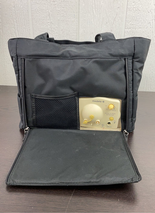 secondhand Medela Pump In Style Advanced Breast Pump with Metro Bag