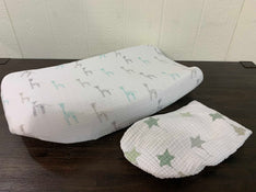 used Munchkin Secure Grip Waterproof Diaper Changing Pad