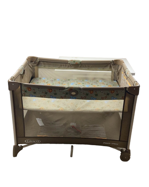 Graco pack n play sales on the go pasadena