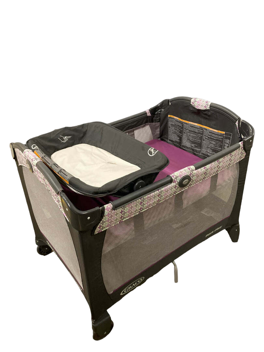 Shop Graco Pack 'n Play Playard Inclined Seat & Changer, Reversable Napper & Changer at GoodBuy Gear