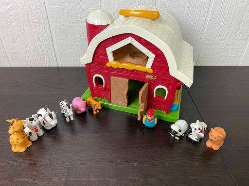 secondhand Battat Big Red Barn