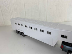 secondhand Pretend Play