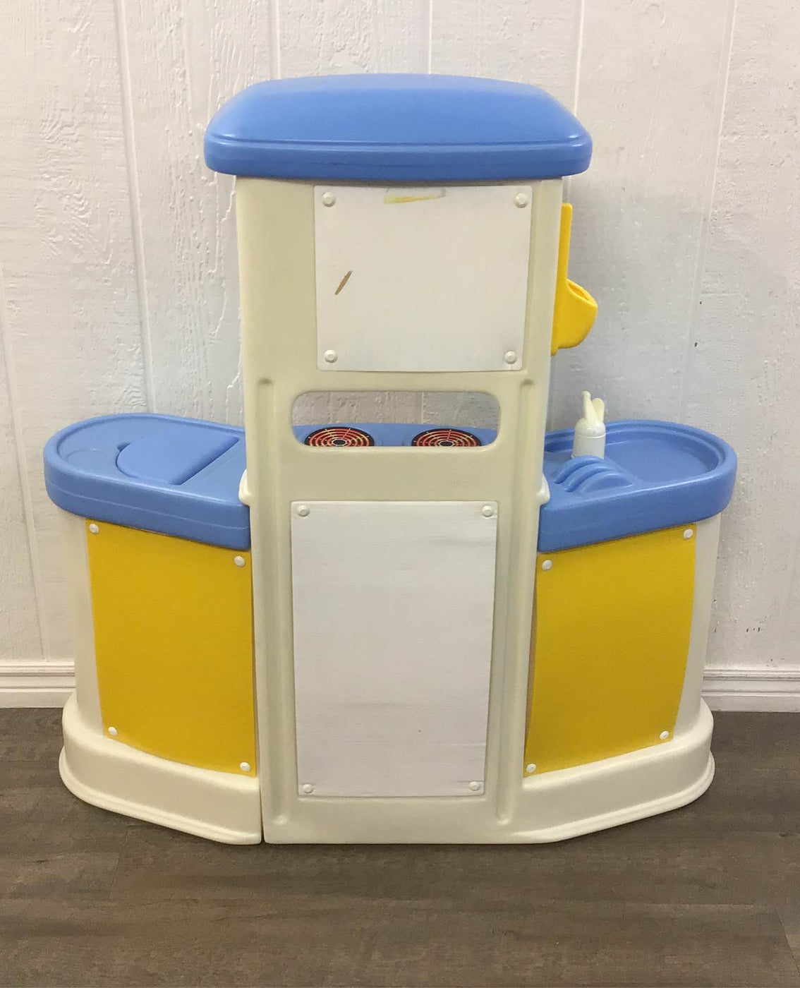 Little Tikes Family Kitchen — GoodBuy Gear