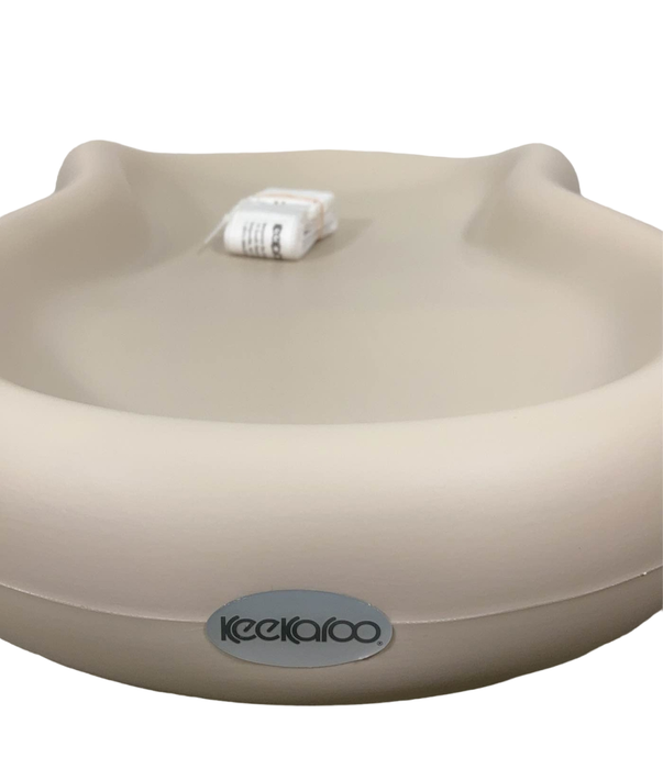 Shop Keekaroo Peanut Changing Pad, Vanilla at GoodBuy Gear