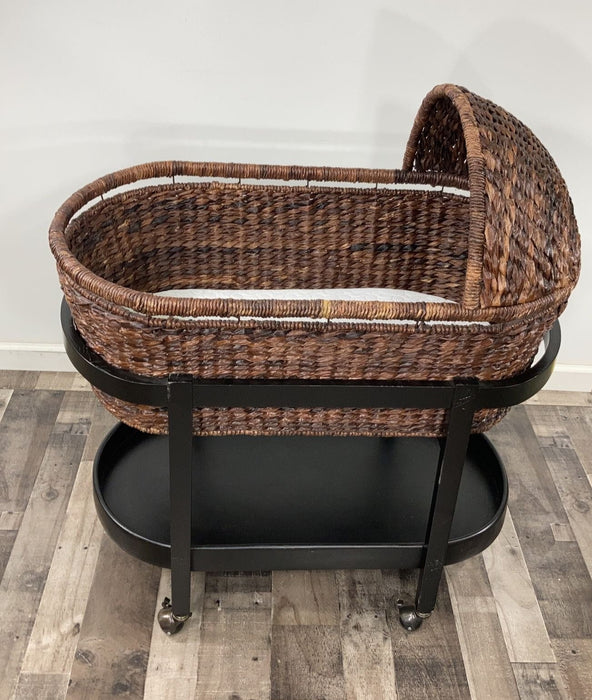secondhand Restoration Hardware Baby & Child Heirloom Wicker Bassinet