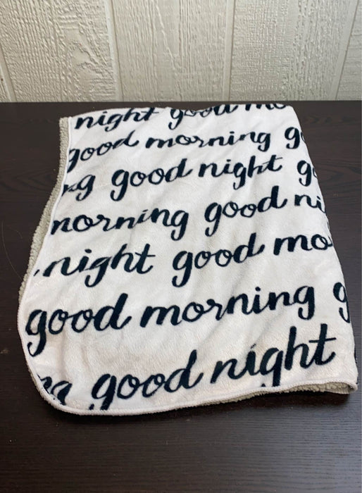 secondhand Cloud Island Plush Blanket