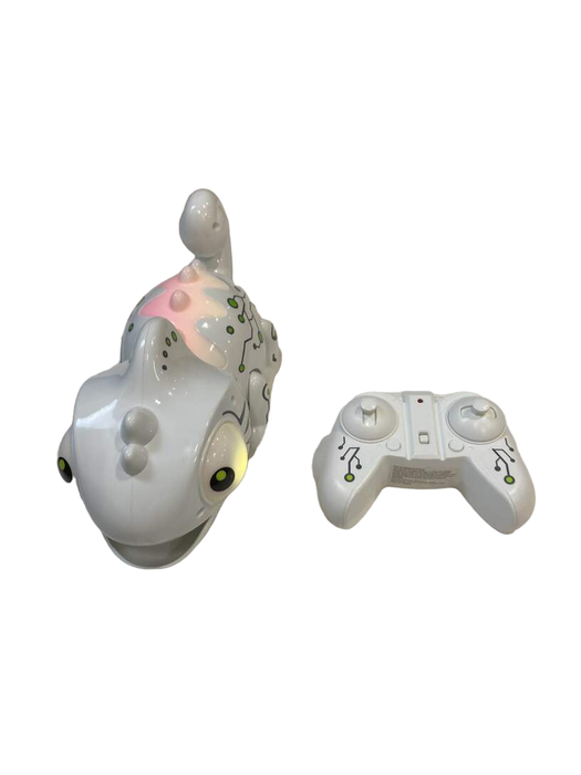 used Tipmant RC Chameleon Remote Control Animal Toy