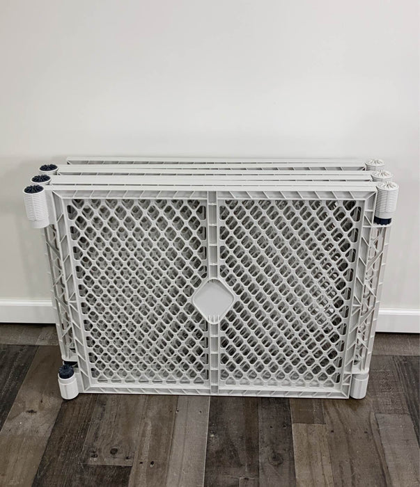 used Toddleroo By North States 6 Panel Freestanding Playard Gate