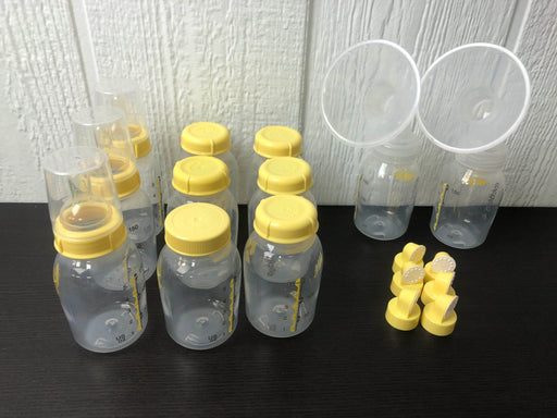 used BUNDLE Medela Bottles