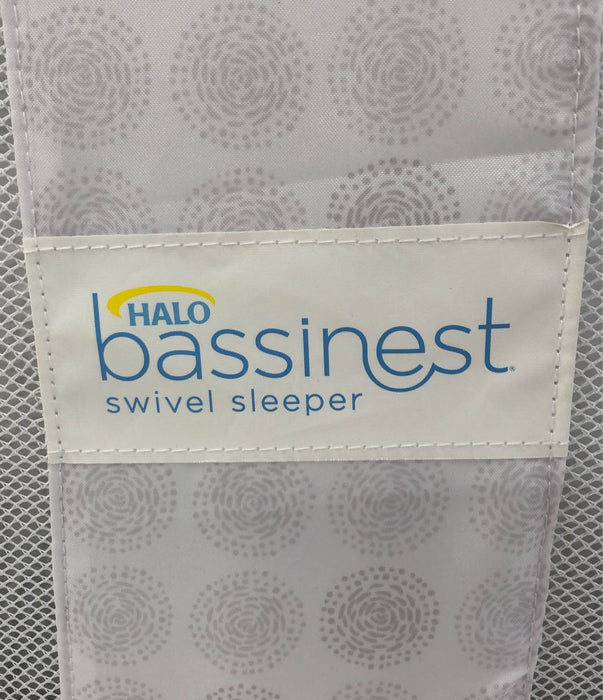 Shop Halo BassiNest Swivel Sleeper, Premiere Series at GoodBuy Gear