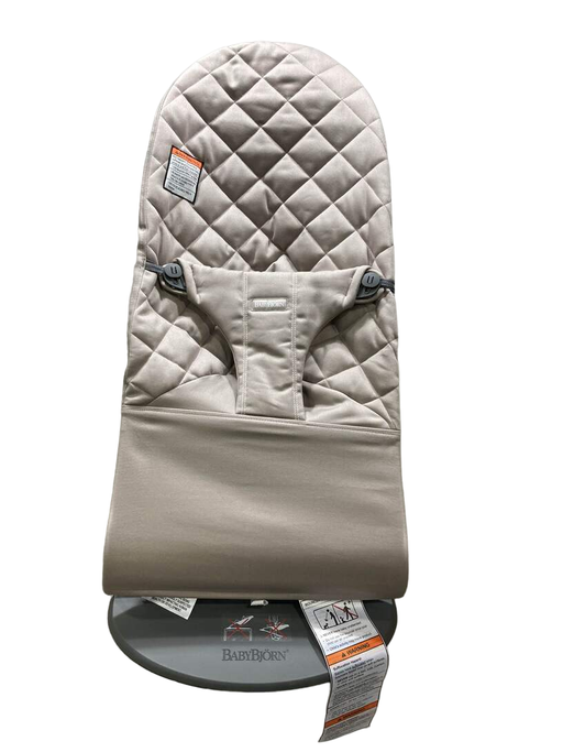 secondhand BabyBjorn Bouncer Bliss, Sand Gray Cotton Classic Quilt