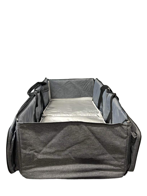 used Primo Nido All-in-one Bassinet Bag