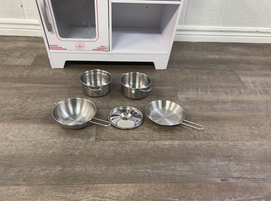 used KidKraft Classic Kitchenette