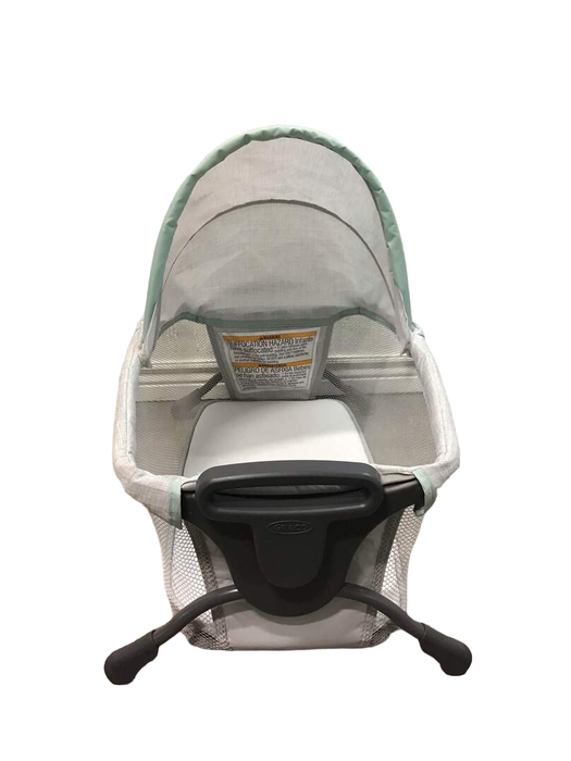 secondhand Graco Pack 'n Play Close2Baby Bassinet Playard