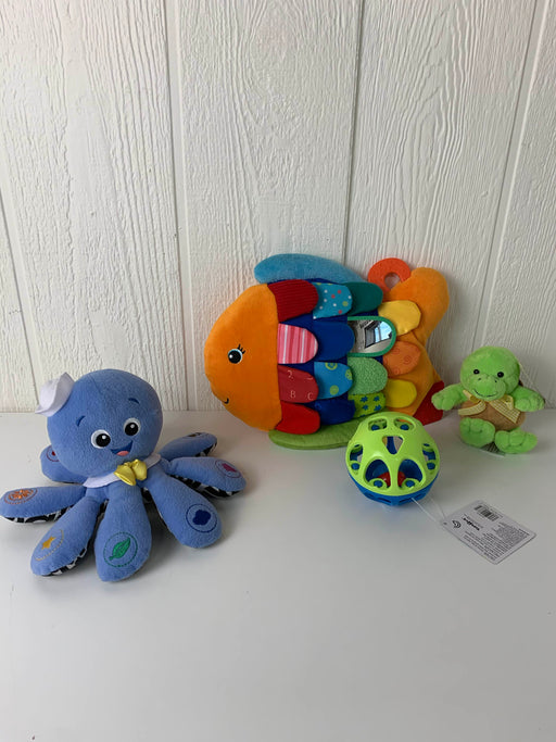 secondhand BUNDLE Fine Motor/ Quiet Time Toys