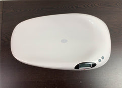 secondhand American Red Cross Baby Scale