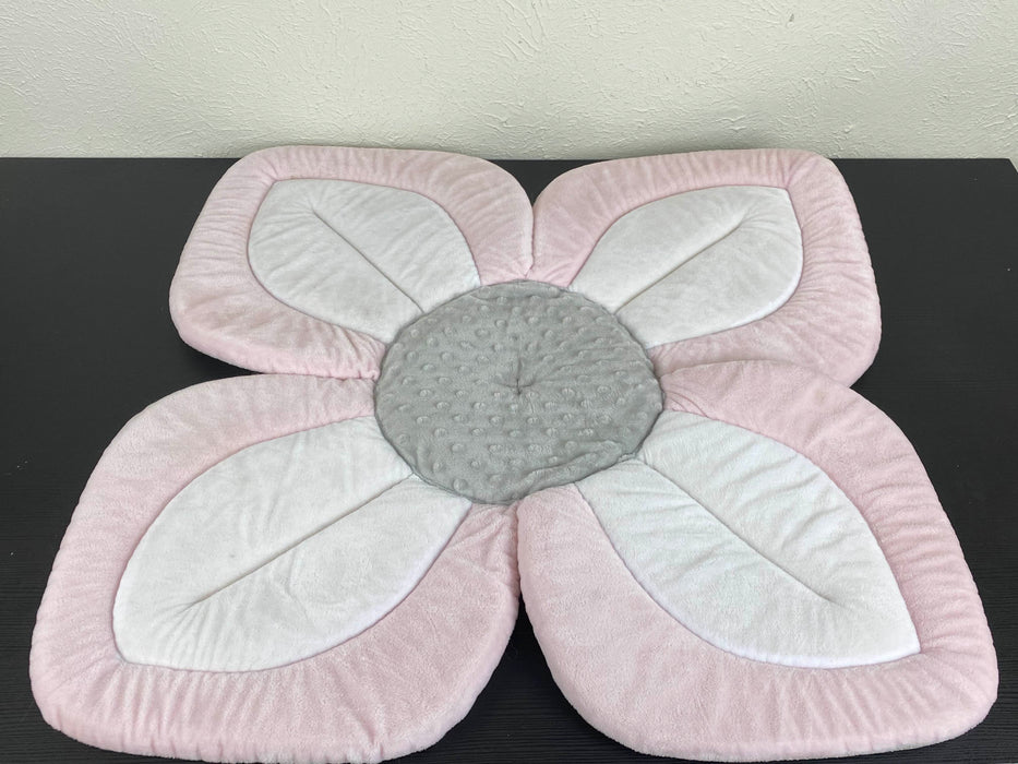 Shop Blooming Bath Baby Bath, Pastel Pink at GoodBuy Gear