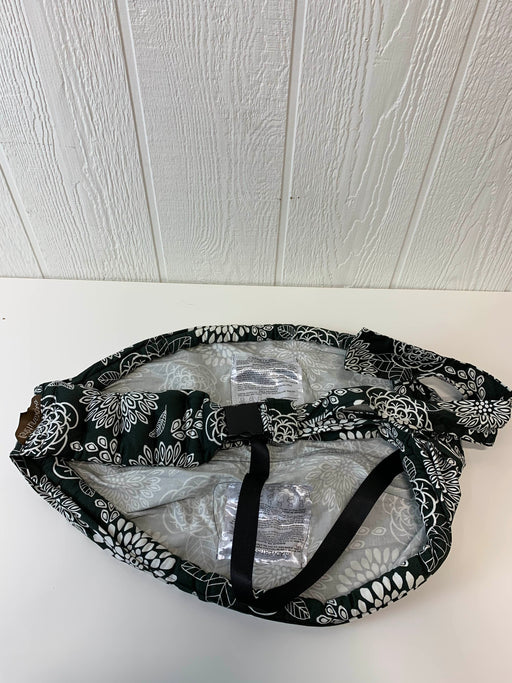 secondhand The Peanut Shell Adjustable Baby Sling