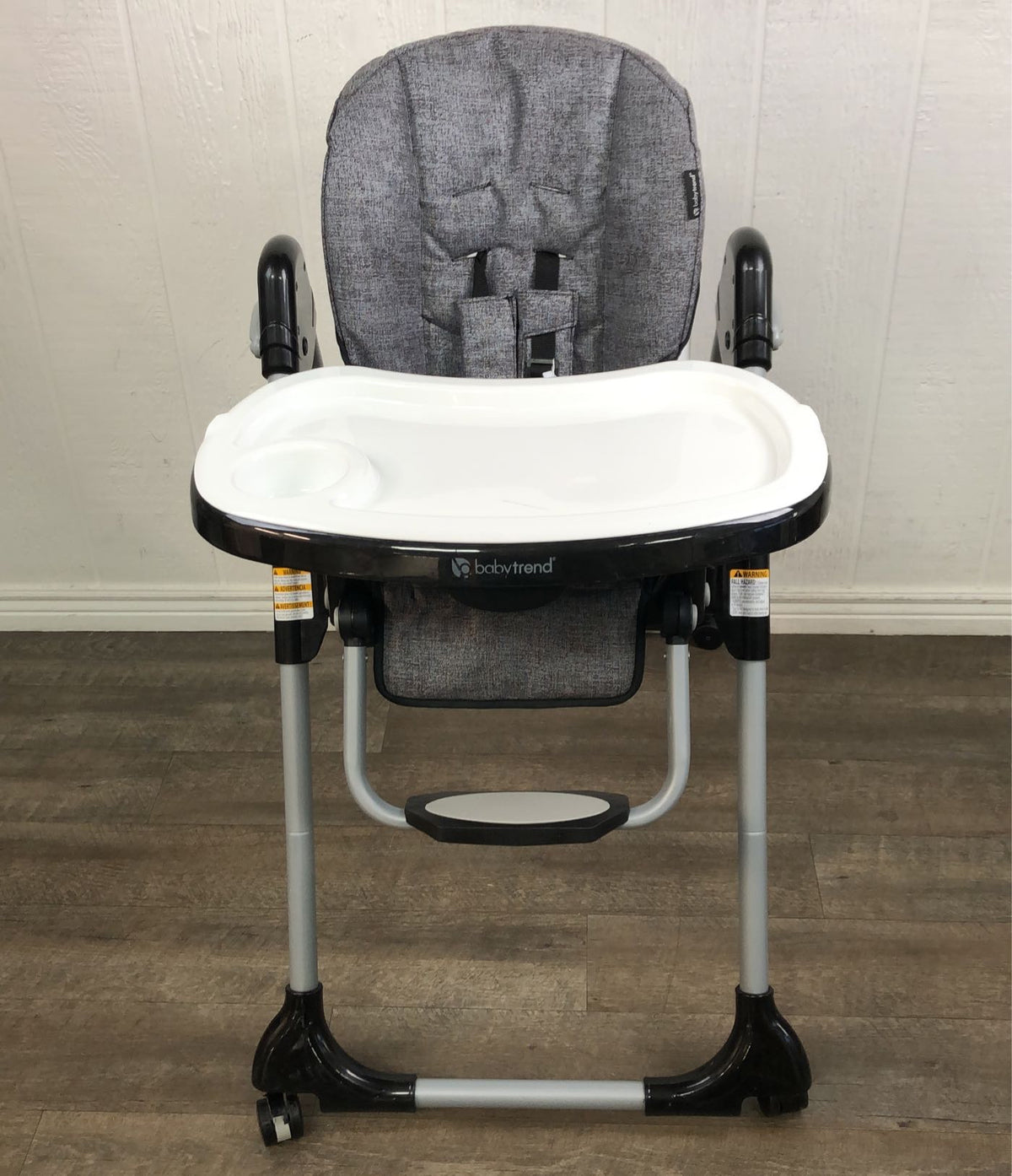 baby trend a la mode snap gear 5-in-1 high chair Baby Trend A La Mode Snap Gear 5-in-1 High Chair