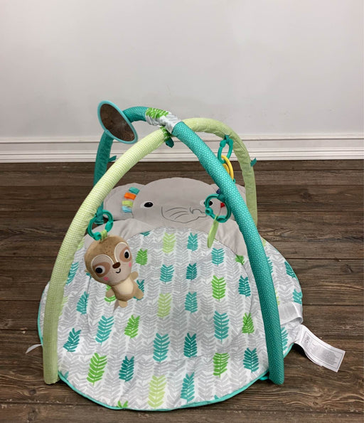 used Bright Starts Hug-n-Cuddle Playmat