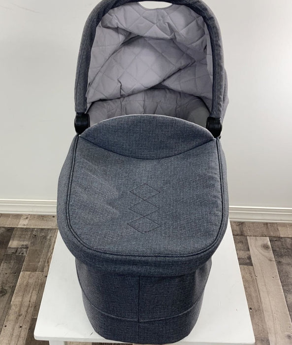 secondhand Graco Premier Modes Avant Carry Cot