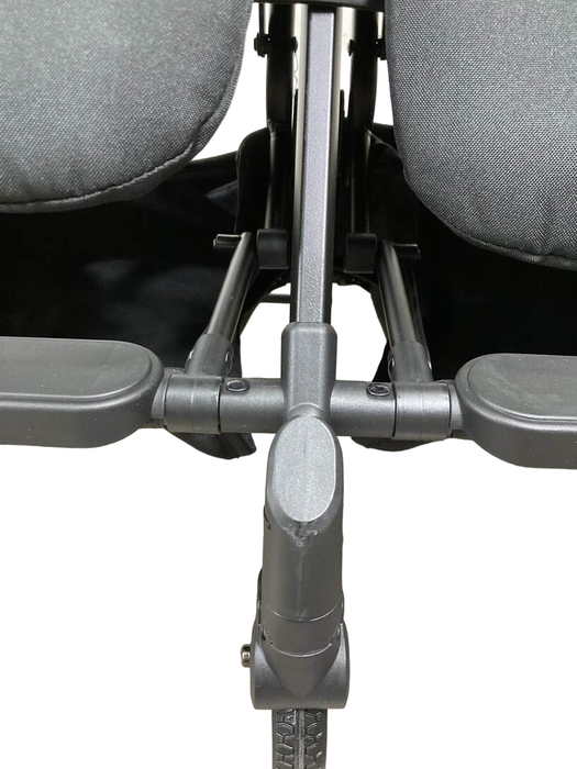 Shop Mompush Lithe Double Stroller, 2022, Black at GoodBuy Gear