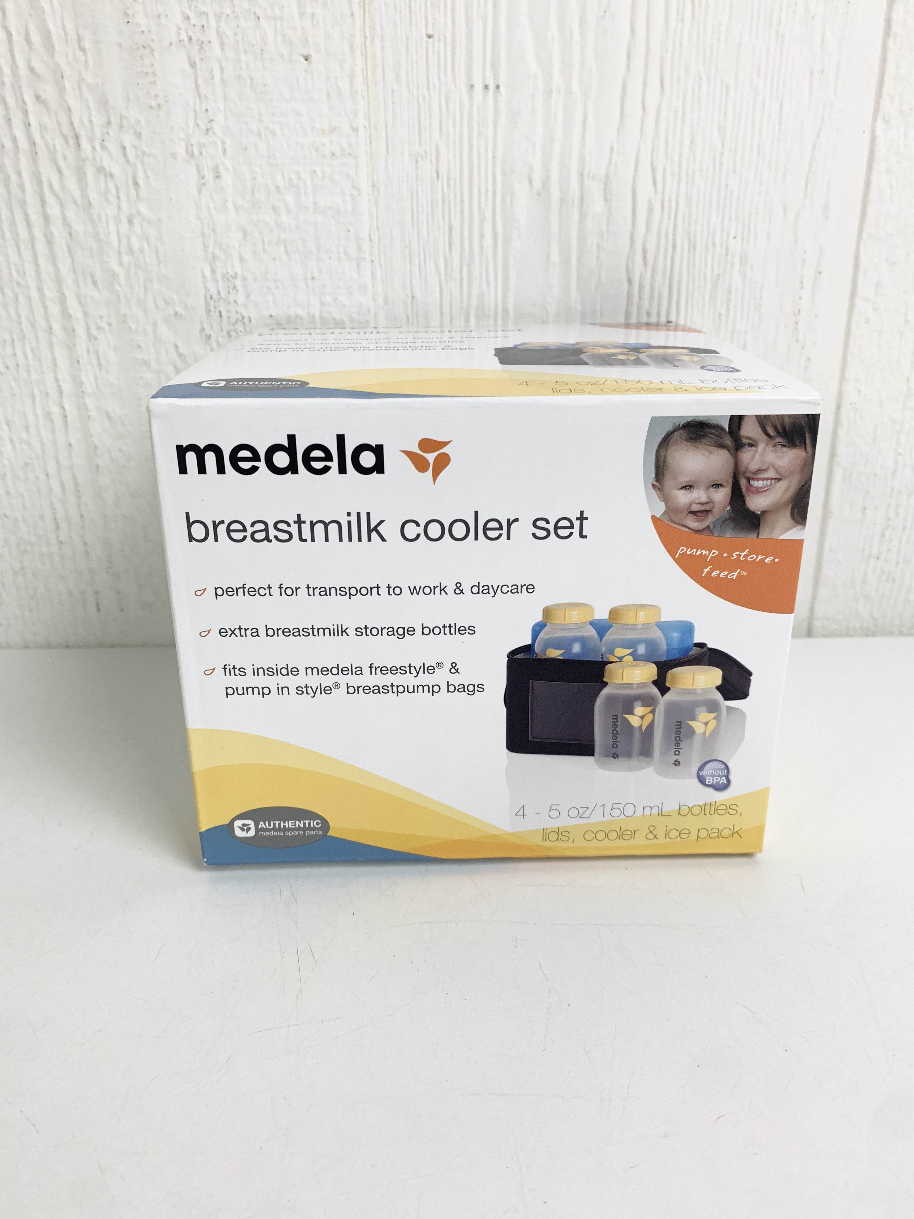 Medela Breast Milk Cooler and Tranport Set-4-5oz bottles, ice pack and  carry bag.