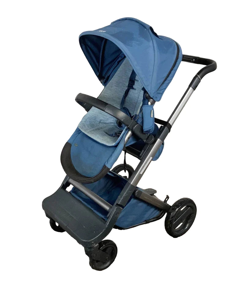 Lalo The Daily Stroller, 2019, Lake