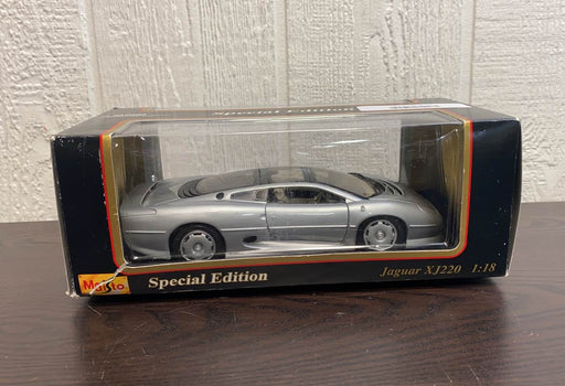 used Maisto Special Edition 1:18 Jaguar XJ220