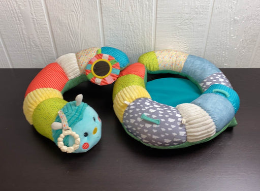 secondhand Infantino Prop-A-Pillar Tummy Time & Seated Support