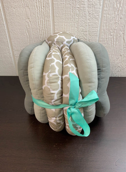 Shop Infantino Elevate Adjustable Nursing Pillow at GoodBuy Gear