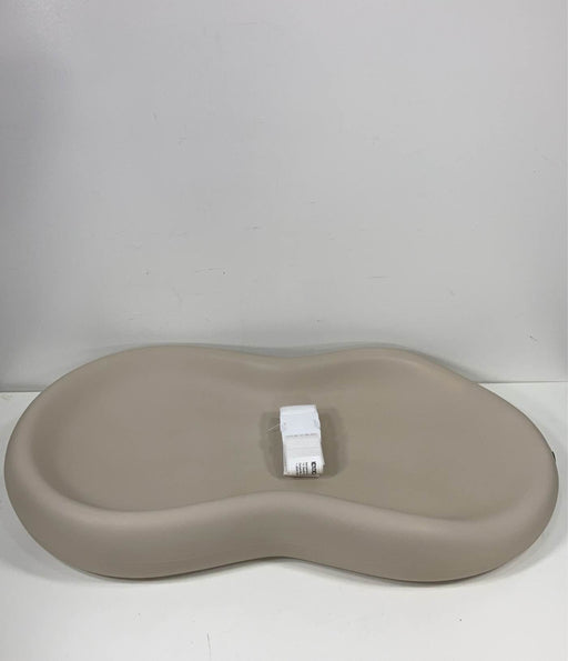 secondhand Keekaroo Peanut Changing Pad, Vanilla