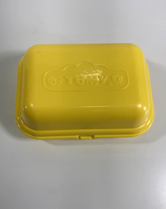 Shop TOMY Hide And Squeak Eggs at GoodBuy Gear