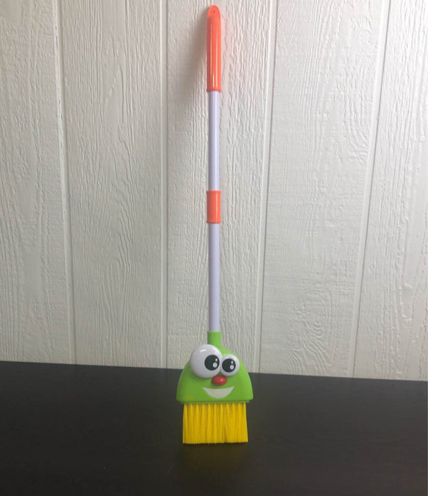 used Kidz Delight Silly Sam Broom, Dustpan & Larry The Talking Vacuum Set