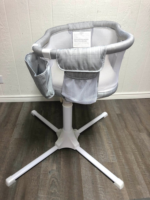 used Halo Bassinest Swivel Sleeper Luxe Plus Series