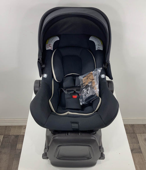 secondhand Nuna PIPA Lite R Infant Car Seat