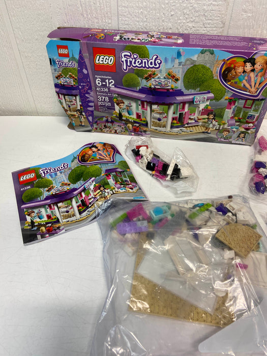 secondhand LEGO Emma’s Art Café