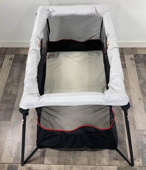 Valco baby cheap zephyr travel crib