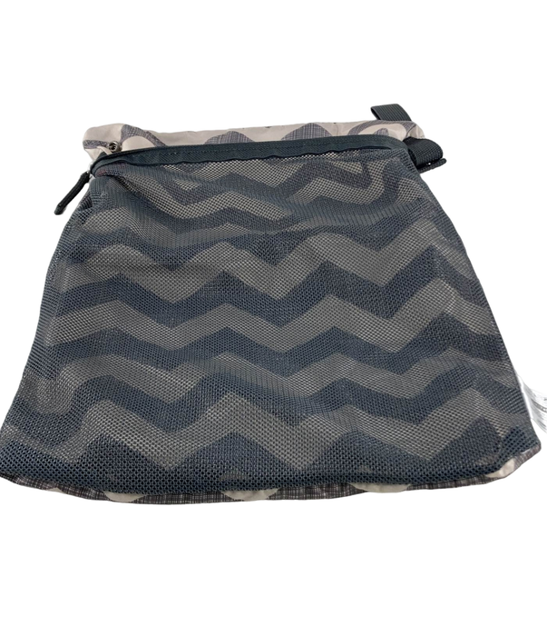 Shop Skip Hop Grab And Go Wet/Dry Bag, Chevron at GoodBuy Gear