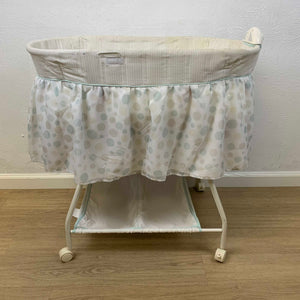 Delta bassinet discount green and white