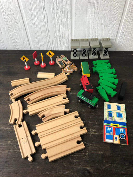 Shop BUNDLE Trains And Tracks at GoodBuy Gear