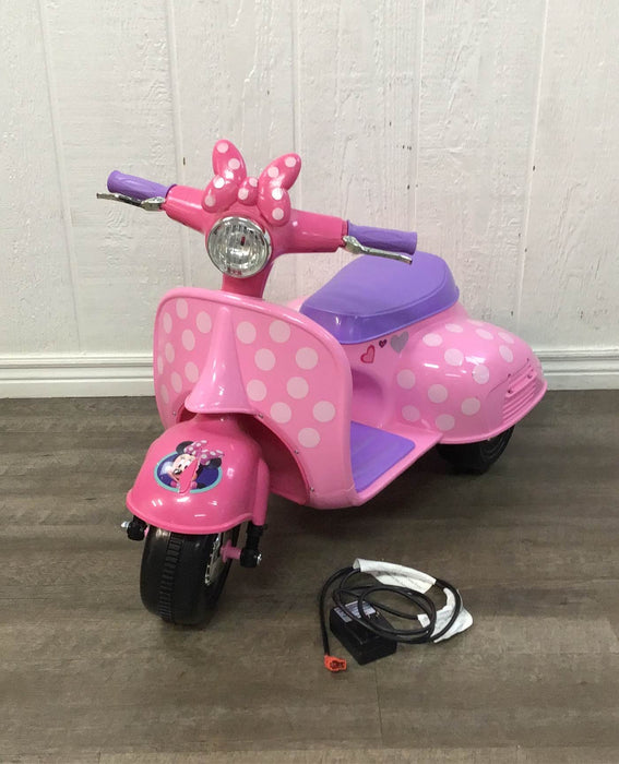 used Kid Trax Minnie Mouse Happy Helpers Scooter with Sidecar Ride-On Toy