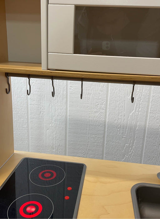 secondhand Pretend Play