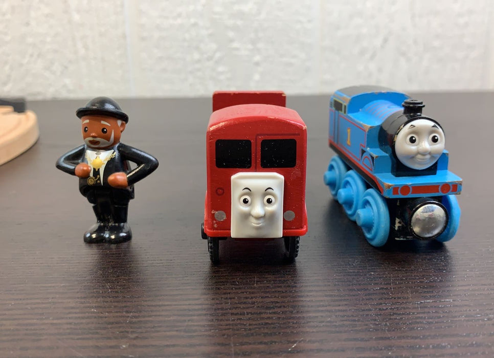 secondhand BUNDLE Thomas and Friends Trains