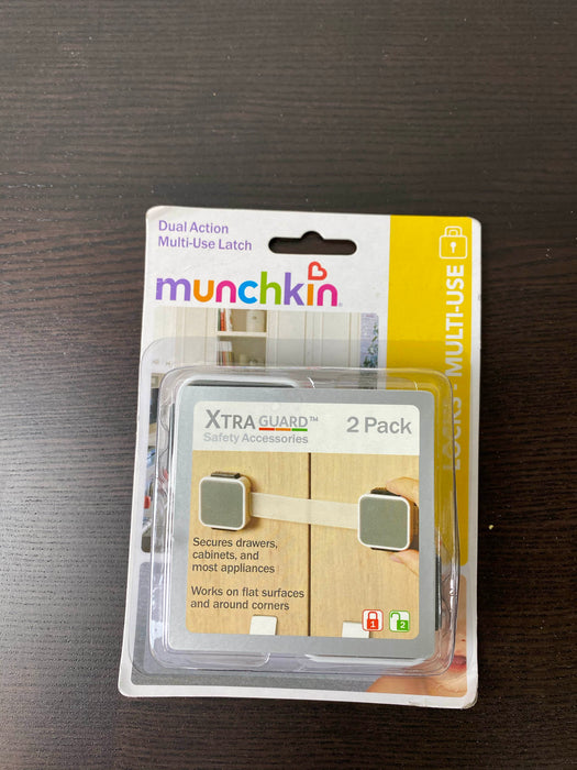 used Munchkin Dual Action Multi-Use Latch